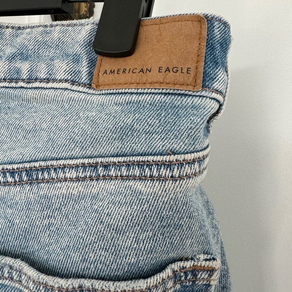 SOLD: American Eagle Mom Shorts - Picture 6 of 10